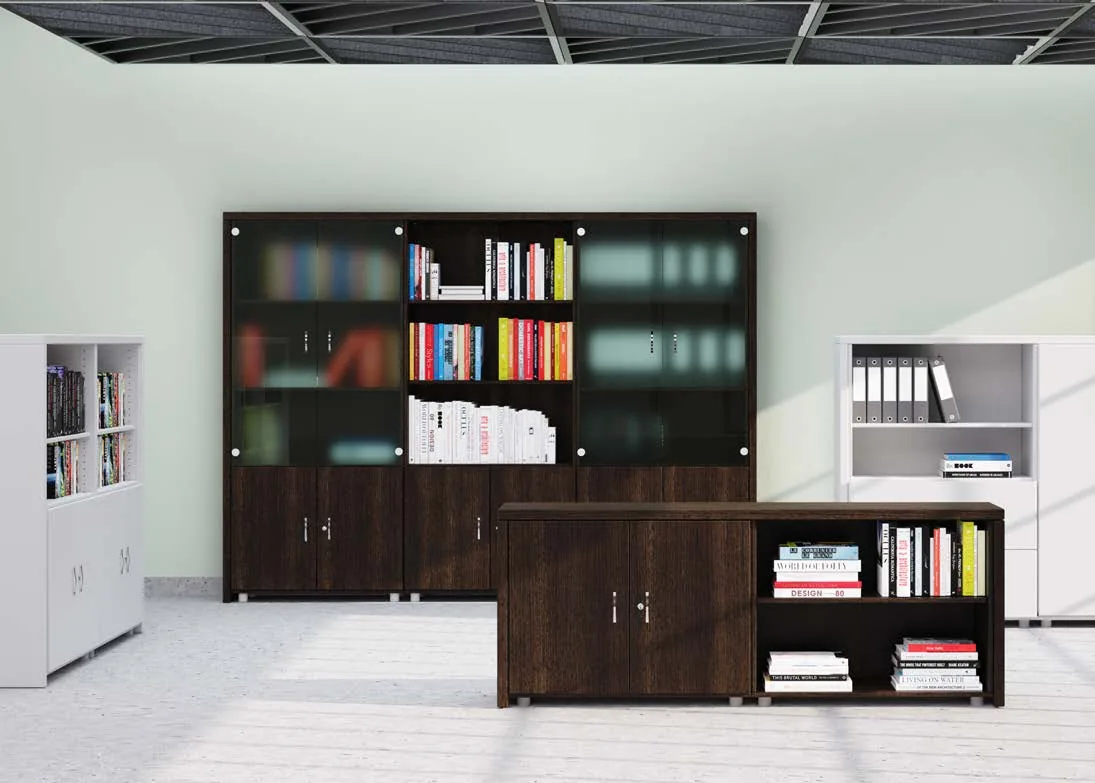 Armarios y librerías de dirección con acabados combinados